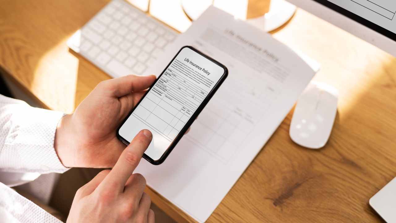 Smart Document Engine – advanced document cropping with a smartphone